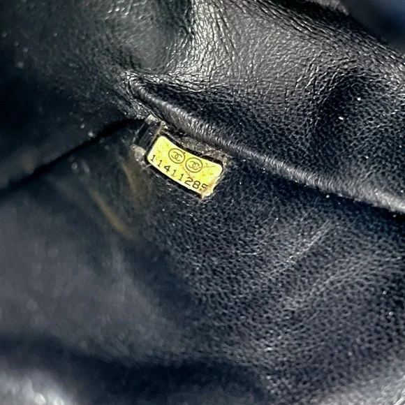 Small Classic Chanel Mini Rectangle Flap Purse - Great Condition! - Picture 3 of 6